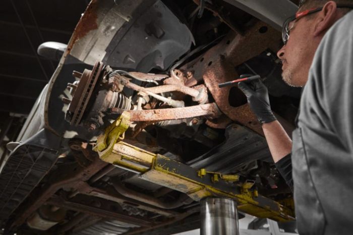 Ліхтар світлодіодний акумуляторний компактний Micro-USB MILWAUKEE IR PL250 250 люменів