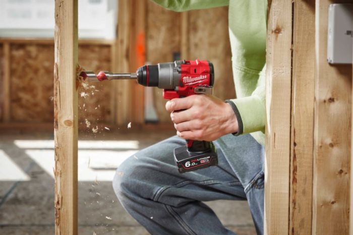 Дриль-шуруповерт акумуляторна безщіткова MILWAUKEE M12 FDD2-0 (37/45Нм) (каркас)