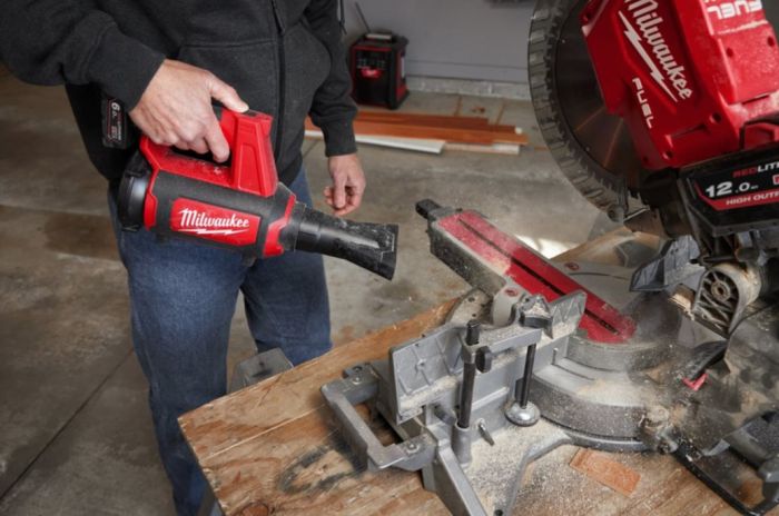 Повітродувка акумуляторна безщіткова MILWAUKEE M12 BBL-0 (каркас)