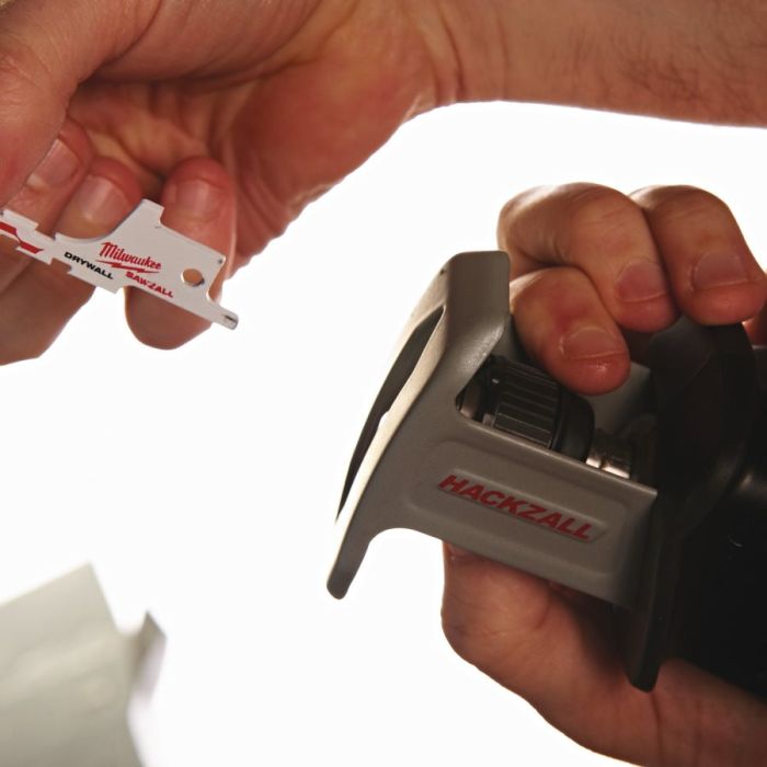 Пила шабельна акумуляторна MILWAUKEE M12 C12 HZ-0 (каркас)