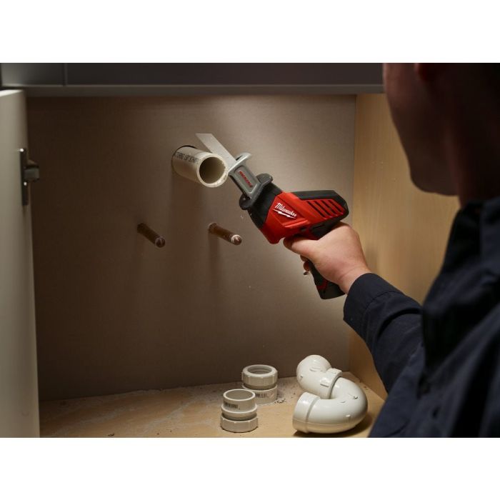 Пила шабельна акумуляторна MILWAUKEE M12 C12 HZ-0 (каркас)