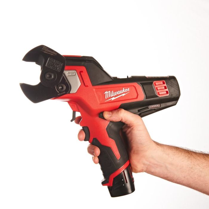 Кабелеріз акумуляторний MILWAUKEE M12 CC-0 до 32 мм