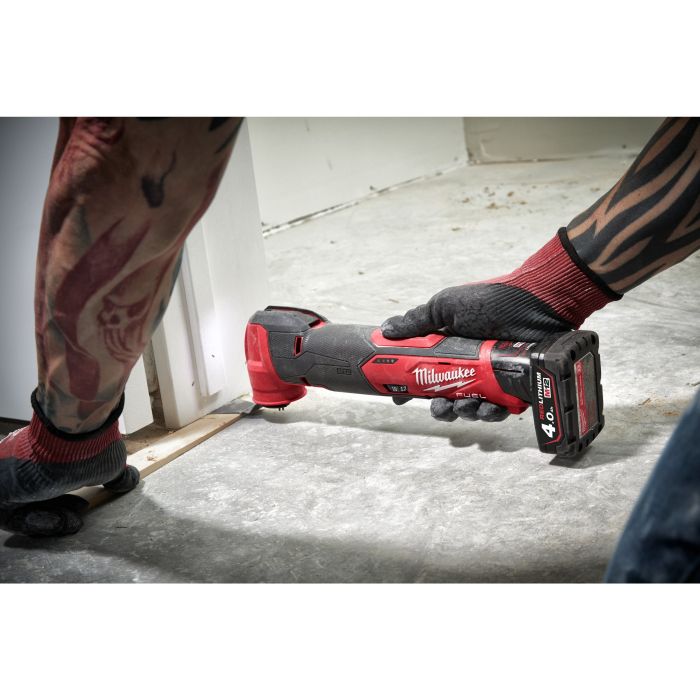 Інструмент багатофункціональний безщітковий акумуляторний MILWAUKEE M12 FMT-422X (ЗУ+2ак.+HDкейс)