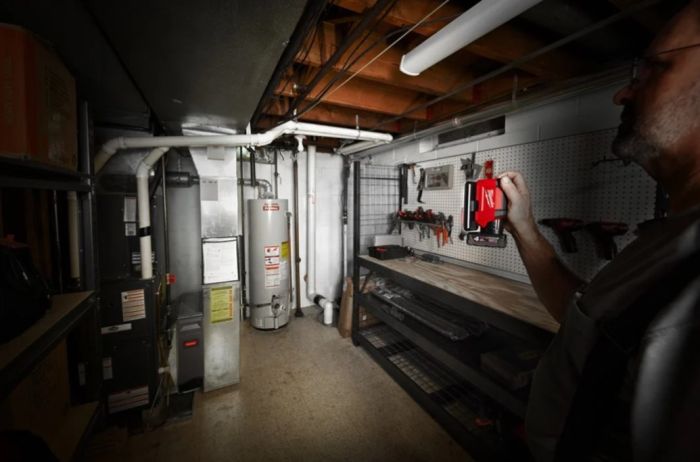 Ліхтар світлодіодний акумуляторний MILWAUKEE M12 PAL-0 (каркас)