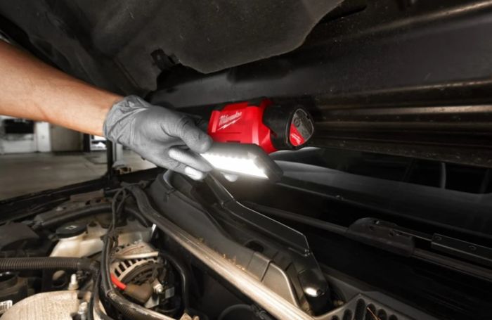 Ліхтар світлодіодний акумуляторний MILWAUKEE M12 PAL-0 (каркас)