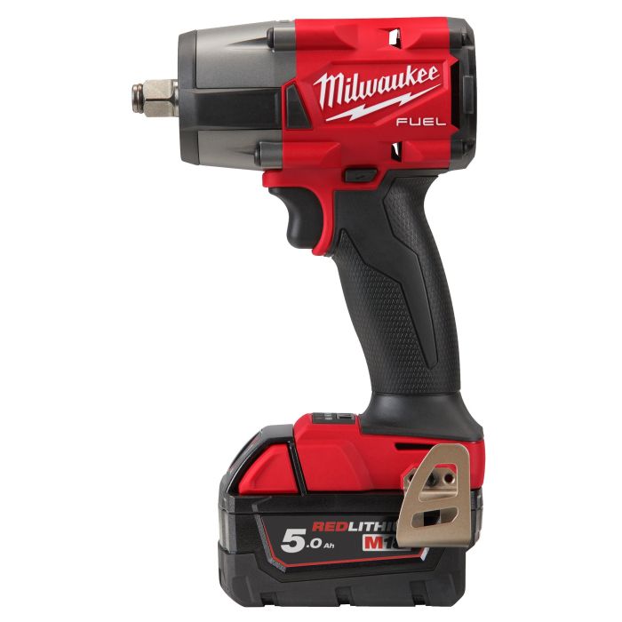Гайковерт акумуляторний безщітковий MILWAUKEE 1/2" (881 Нм) M18 FMTIW2F12-502X, з кільцем