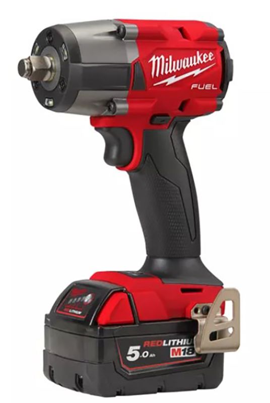 Гайковерт акумуляторний безщітковий MILWAUKEE 1/2" (881 Нм) M18 FMTIW2F12-502X, з кільцем