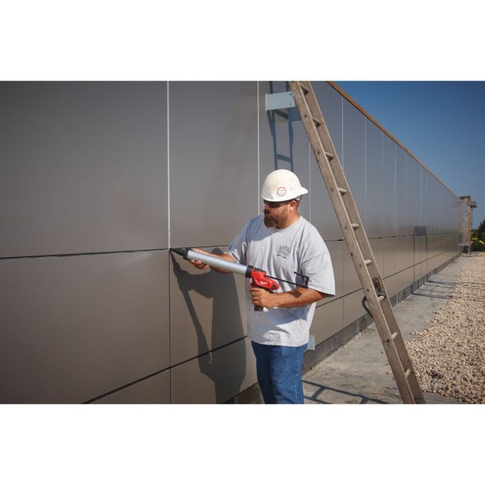 Пістолет для герметика акумуляторний MILWAUKEE M12 PCG/400A-201B (400мл) (ЗУ+1акк.Х2Ач+сумка)