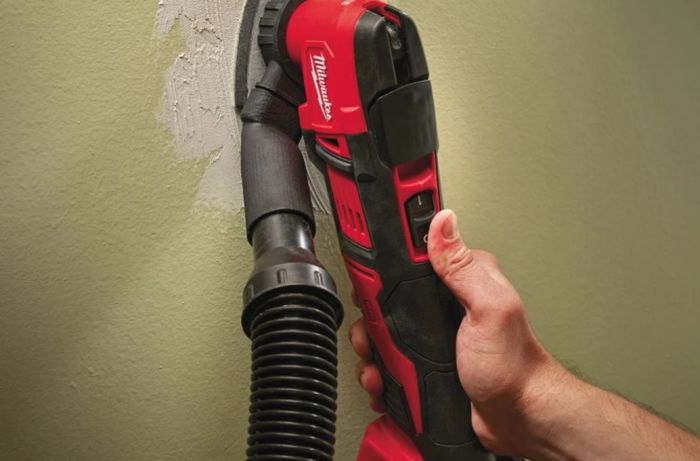 Інструмент багатофункціональний акумуляторний MILWAUKEE M18 BMT-421C (ЗУ+2акк.+кейс)