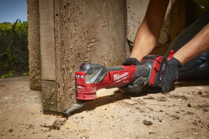 Інструмент багатофункціональний безщітковий акумуляторний MILWAUKEE M18 FMT-502X (ЗУ+2ак.Х5А+HDкейс)