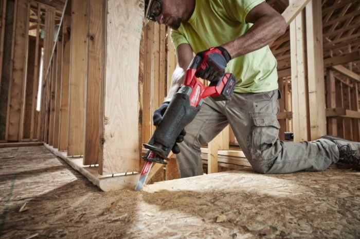 Пила шабельна акумуляторна безщіткова MILWAUKEE M18 FSZ-0X (каркас+HDкейс)