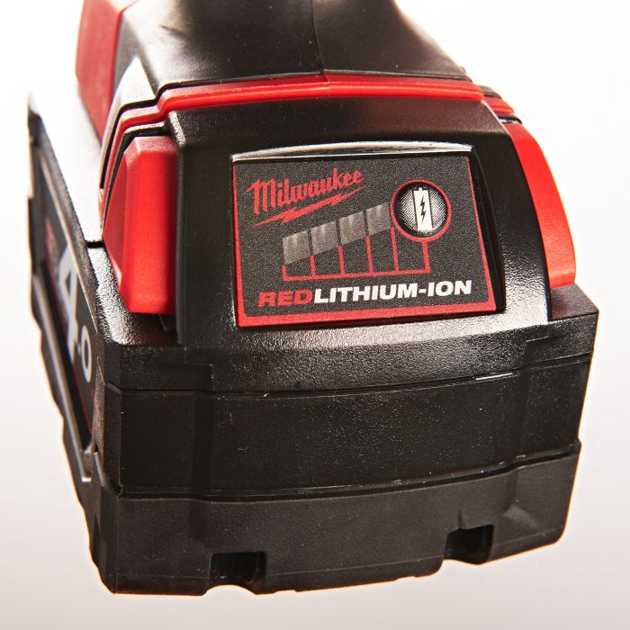 Пила сабельная аккумуляторная MILWAUKEE M18 C18 HZ-0 (каркас)