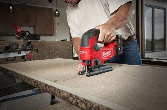 Пила лобзикова акумуляторна безщіткова MILWAUKEE M18 FJS-0X (каркас+HDкейс)