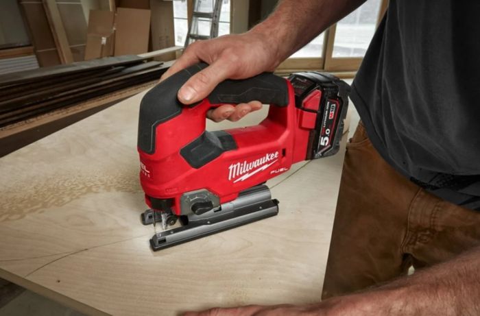 Пила лобзикова акумуляторна безщіткова MILWAUKEE M18 FJS-0X (каркас+HDкейс)