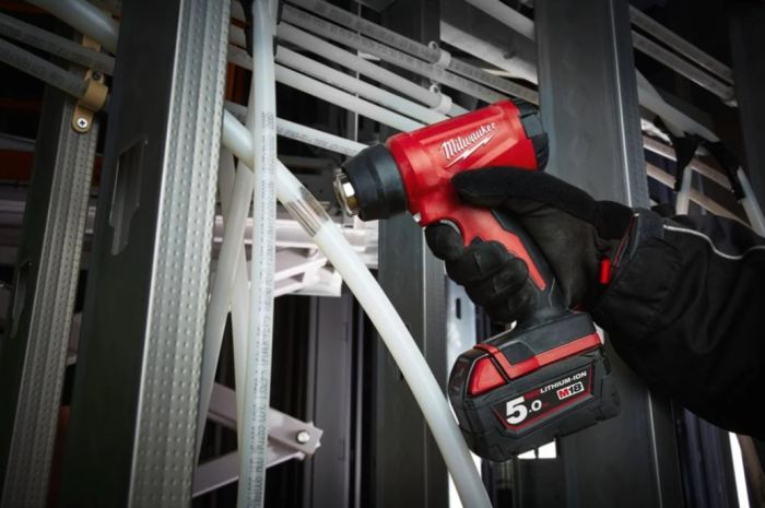 Пістолет гарячого повітря - фен акумуляторний MILWAUKEE M18 BHG-0 (каркас)