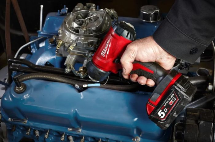 Пістолет гарячого повітря - фен акумуляторний MILWAUKEE M18 BHG-0 (каркас)