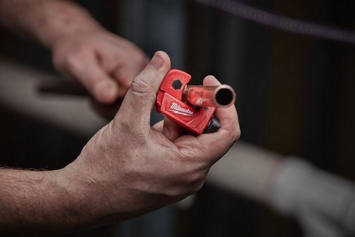 Труборез для медных труб Ø3-15мм Mini MILWAUKEE