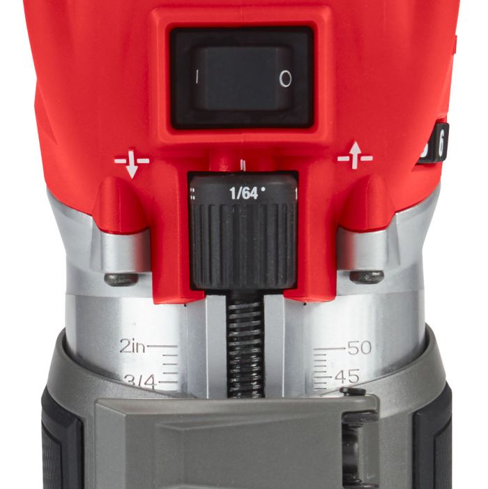 Фрезер акумуляторний кромковий MILWAUKEE M18 FTR8-0X (каркас+HDкейс)