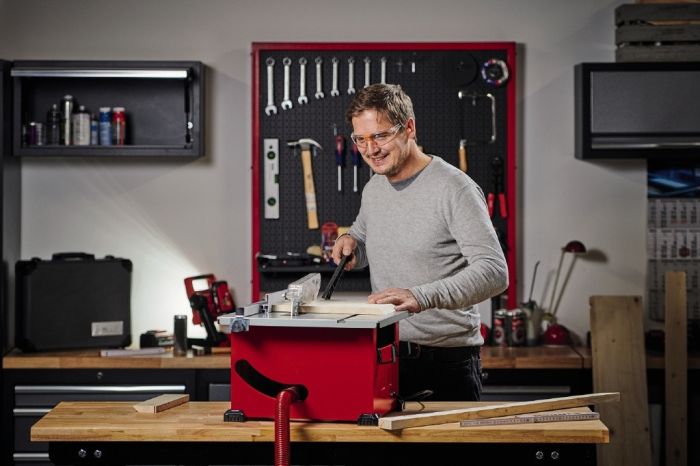 Пила циркулярная настольная Einhell TC-TS 210 (4340425)