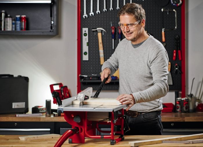 Пила циркулярная настольная Einhell TС-TS 200 (4340415)