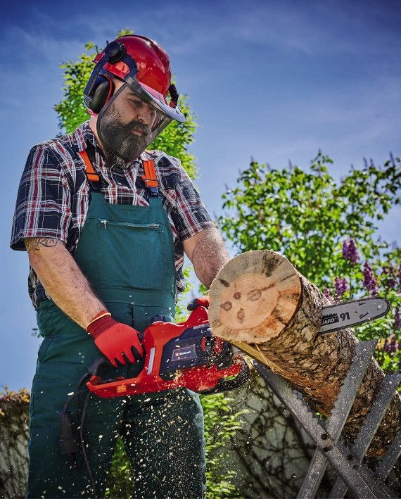 Пила ланцюгова електрична, Einhell GC-EC  2000 Вт, шина 400 мм, 15.5 м/с, 7100 об/хв ланцюг OREGON