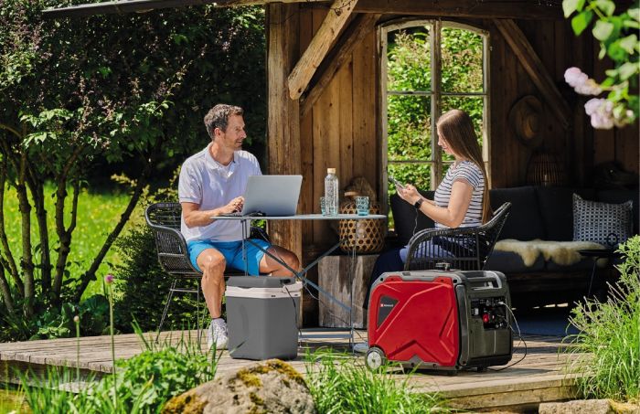 Генератор бензиновий інверторний, Einhell TE-IG 3500   4-тактний, бак 8.3 л, макс. потужність 4300 Вт синхронний, номінальний струм 13.9 А, 2х230В+2хUSB