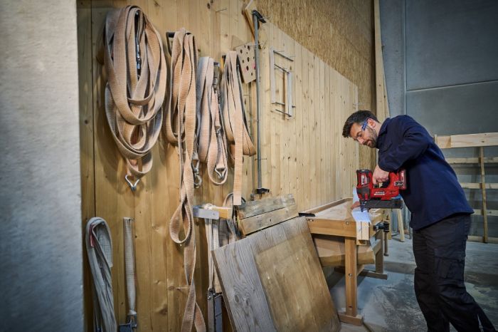 Степлер акумуляторний тільки під скоби  Einhell FIXETTO 18/38 Solo, PXC, 18В (4257785) X-Change (без аккум), 18В, 60 пострілів в хвилину, LED, 500 скоб в комплекті (38 мм)