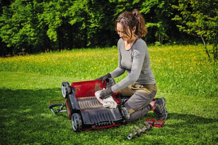 Вертикуттер-аератор акумуляторний X-Change (без акум.), 36В, ширина 350 мм, без травозбірника і вала аерації