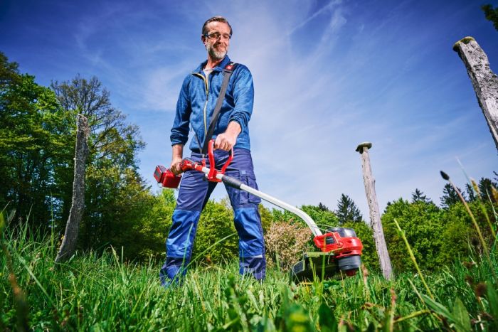 Тример акумуляторний Einhell GP-CT 36/35 Li BL - Solo (3411330)  X-Change (без акум.), 36В, безщітковий двигун, 7000 об/хв, ширина різу 35 см, котушка з волосінню (товщ. 2 мм, довжина 8 м), роздільний вал