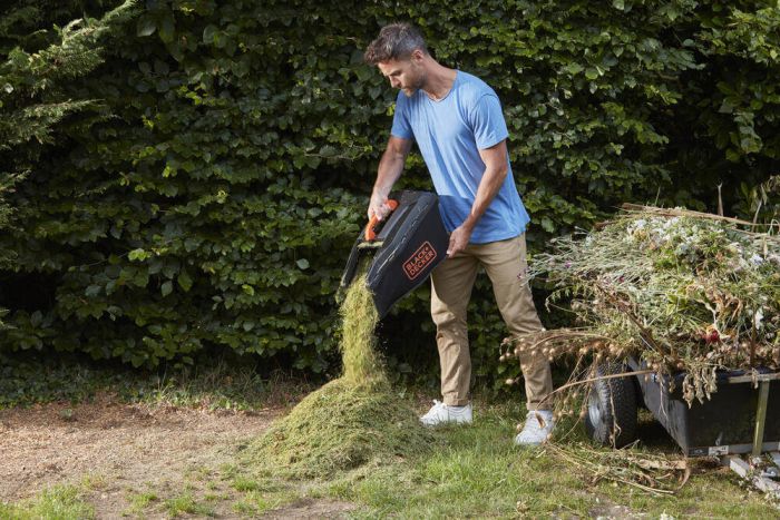 Газонокосарка акумуляторна BLACK+DECKER BCMW3336L1