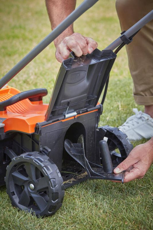Газонокосарка акумуляторна BLACK+DECKER BCMW3336L1