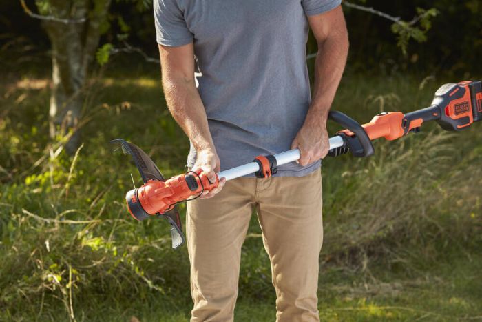 Тример акумуляторний безщітковий BLACK+DECKER BCSTA536L1