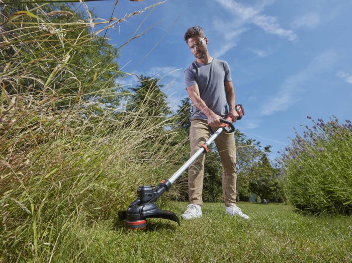 Тример акумуляторний безщітковий BLACK+DECKER BCSTE636L1