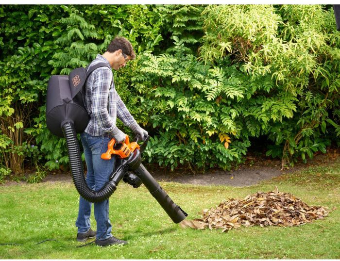 Садовий пилосос електричний BLACK+DECKER BEBLV290