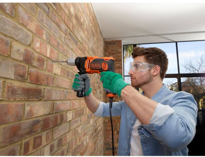 Дриль мережевий ударний BLACK+DECKER BEH850