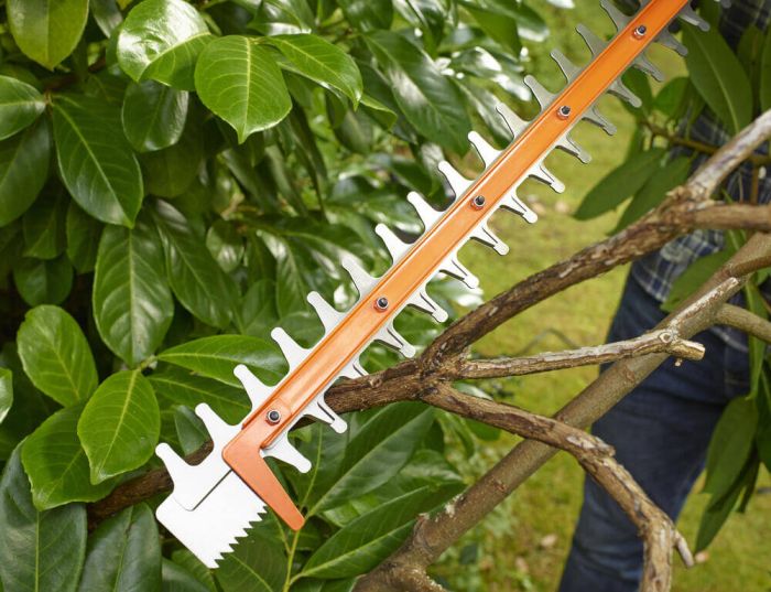 Кущоріз електричний BLACK+DECKER BEHTS301