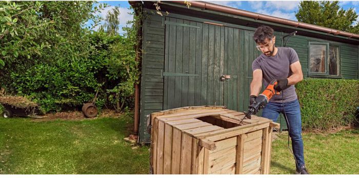 Пила шабельна мережева BLACK+DECKER BES301