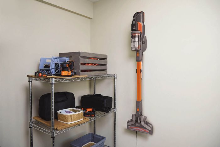 Пилосос акумуляторний BLACK+DECKER BHFEV182C