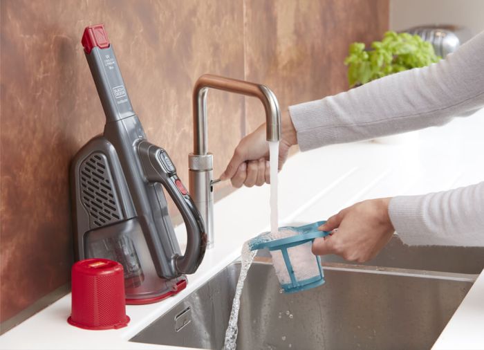 Пилосос акумуляторний BLACK+DECKER BHHV315B