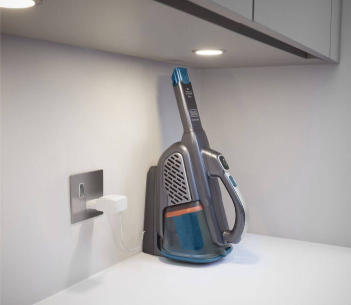 Пилосос акумуляторний BLACK+DECKER BHHV520BF