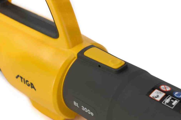 Повітродувка акумуляторна STIGA BL300eKit