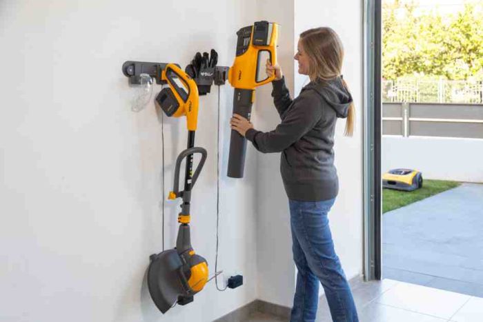 Повітродувка акумуляторна STIGA BL300eKit