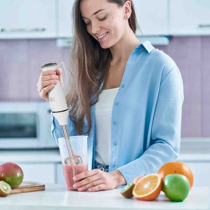 Ручний блендер BLACK+DECKER BXHBA750E