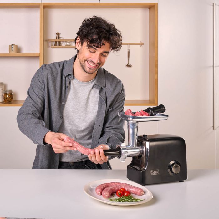 М’ясорубка BLACK+DECKER BXMMA2200E