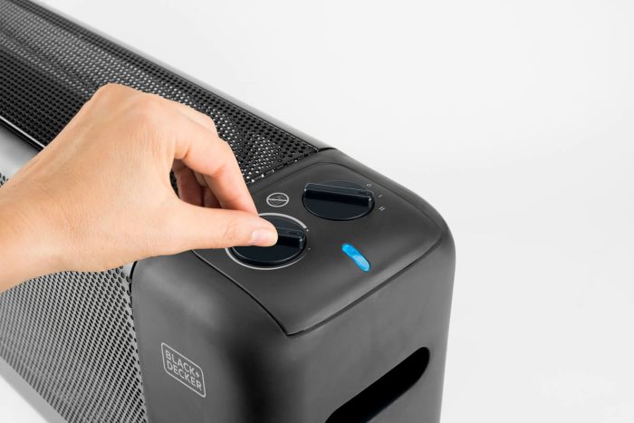 Мікатермічний обігрівач BLACK+DECKER BXMRA1500E