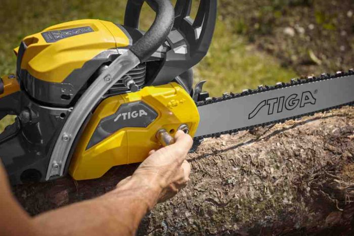 Пила ланцюгова бензинова STIGA CS755