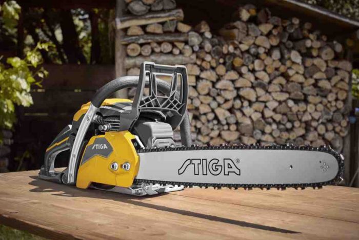 Пила ланцюгова бензинова STIGA CS755