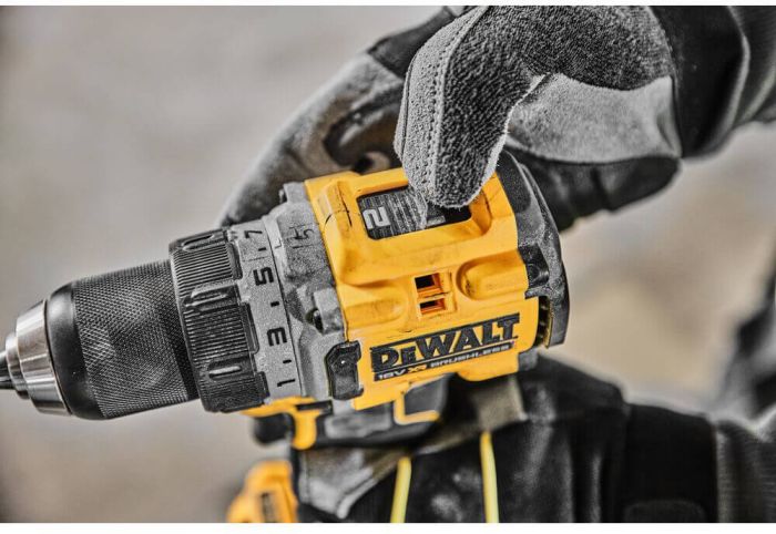 Дриль-шуруповерт акумуляторна безщіткова DeWALT DCD800P2T