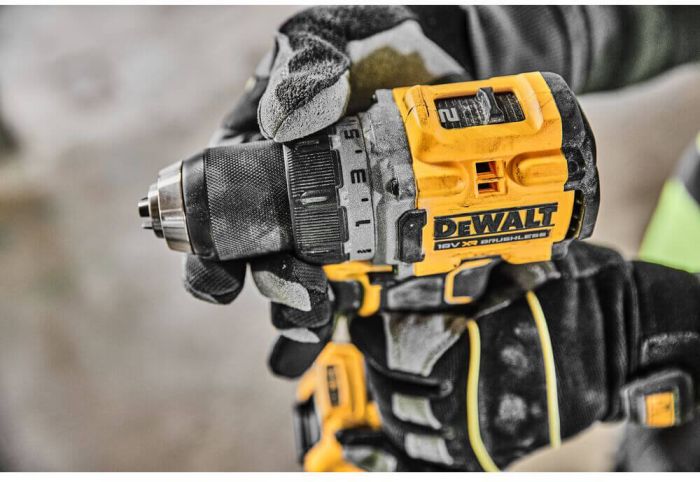 Дриль-шуруповерт акумуляторна безщіткова DeWALT DCD800P2T