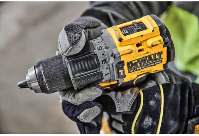 Дриль-шурупокрут акумуляторний безщітковий ударний DeWALT DCD805P2T